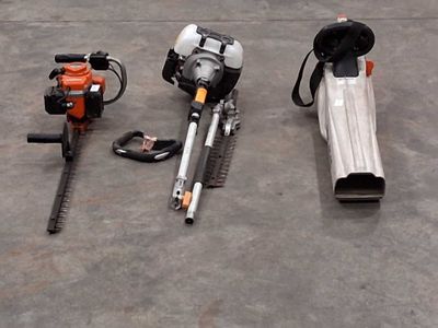Lot comprenant : un souffleur filaire STIHL ES40, un taille … - Photo 1