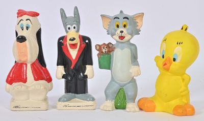 Animation, 4 personnages en plâtre peint, années 1990, h. ma…