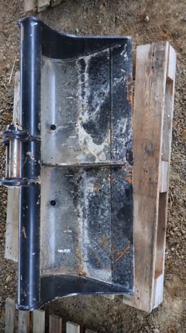Godet de curage L1200mm pour mini-pelle 2,5t-3,5t, axes 38mm, lar...