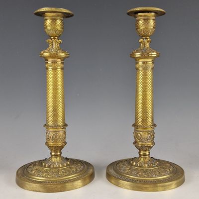 paire de chandeliers anciens en laiton