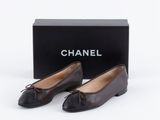 ballerines Chanel en cuir marron