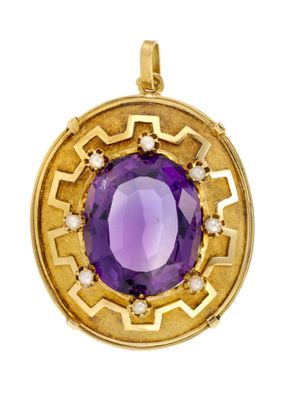 un pendentif en améthorate et diamants, signé Van Cleef