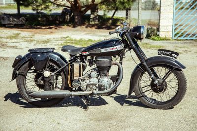 TERROT RGST 500CC - Genre : MTT2 - Carrosserie : SOLO - Ener…