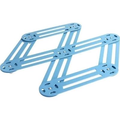 une paire de supports métalliques bleus sur fond blanc