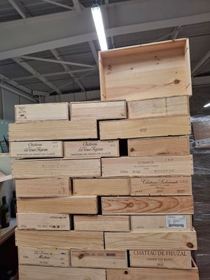 1 Palette de caisse bois vide de Grand Château 50x35x8cm env…