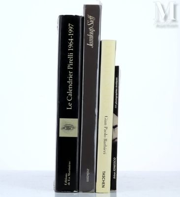 deux livres superposés