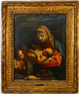une image représentant un tableau où l'on voit une femme tenant un bébé et un ours en peluche