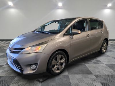 Toyota Yaris de 2015 à vendre chez Auto Quest à Houston, au Texas