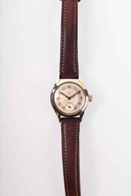 LONGINES. Bracelet montre de dame, vers 1960