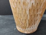 a vase that is sitting on a table