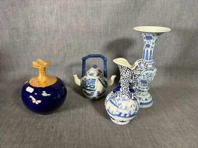 Asie, un lot de vases