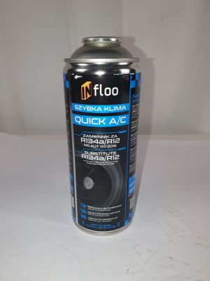 un gros plan d'un bidon de liquide posé sur une table
