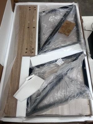 une boîte contenant des objets