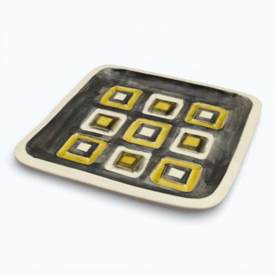 ANNEES 1960 Coupe en céramique émaillée à décor géométrique