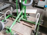 a machine that is sitting on a pallet in a room