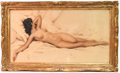 tableau représentant une femme nue allongée sur un lit, dans un cadre doré