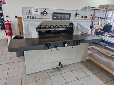 1 massicot FL92 SEM No 656 de 1995 , dimensions coupe 92 cm, dimension