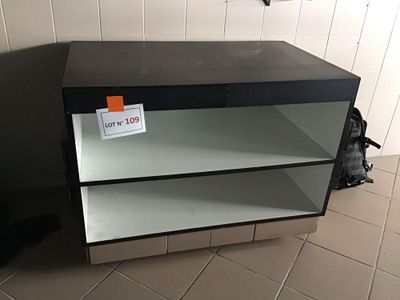 Meuble en bois et faïence avec tablette rétractable de 107 cm L X 68 c - Photo 1