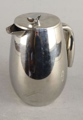 BODUM design by JORGENSEN. Verseuse.