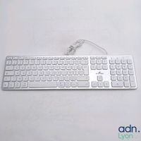 Clavier Bluestork pour Mac filaire Blanc - Fonctionne parfai… (photo 2)