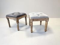 Paire de tabourets cérusé de style Louis XVI modernes.