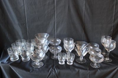 Lot de verres dépareillés
