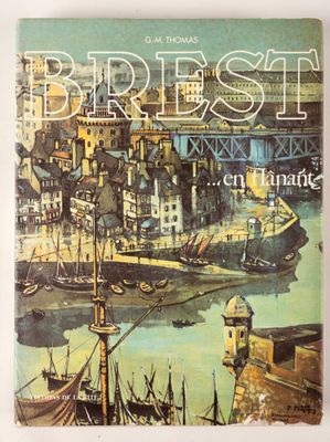 un livre sur lequel figure une image représentant un port et un pont en arrière-plan