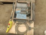 a picture of a machine that is sitting on a pallet