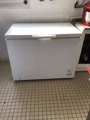 Congélateur coffre de Marque CHIQ d’une capacité de 292 litres fonctio - Photo 1