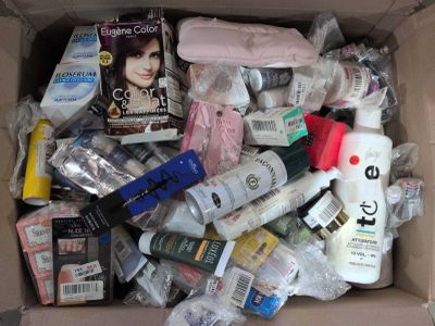 64 / 1 palette de 2 cartons de cosmétique ( shampoing ,… - Photo 1