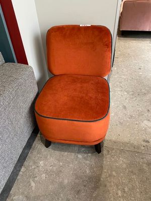 1 Fauteuil fixe LOUNGE. 54 x 62 x 77 cm, revêtement en velou…
