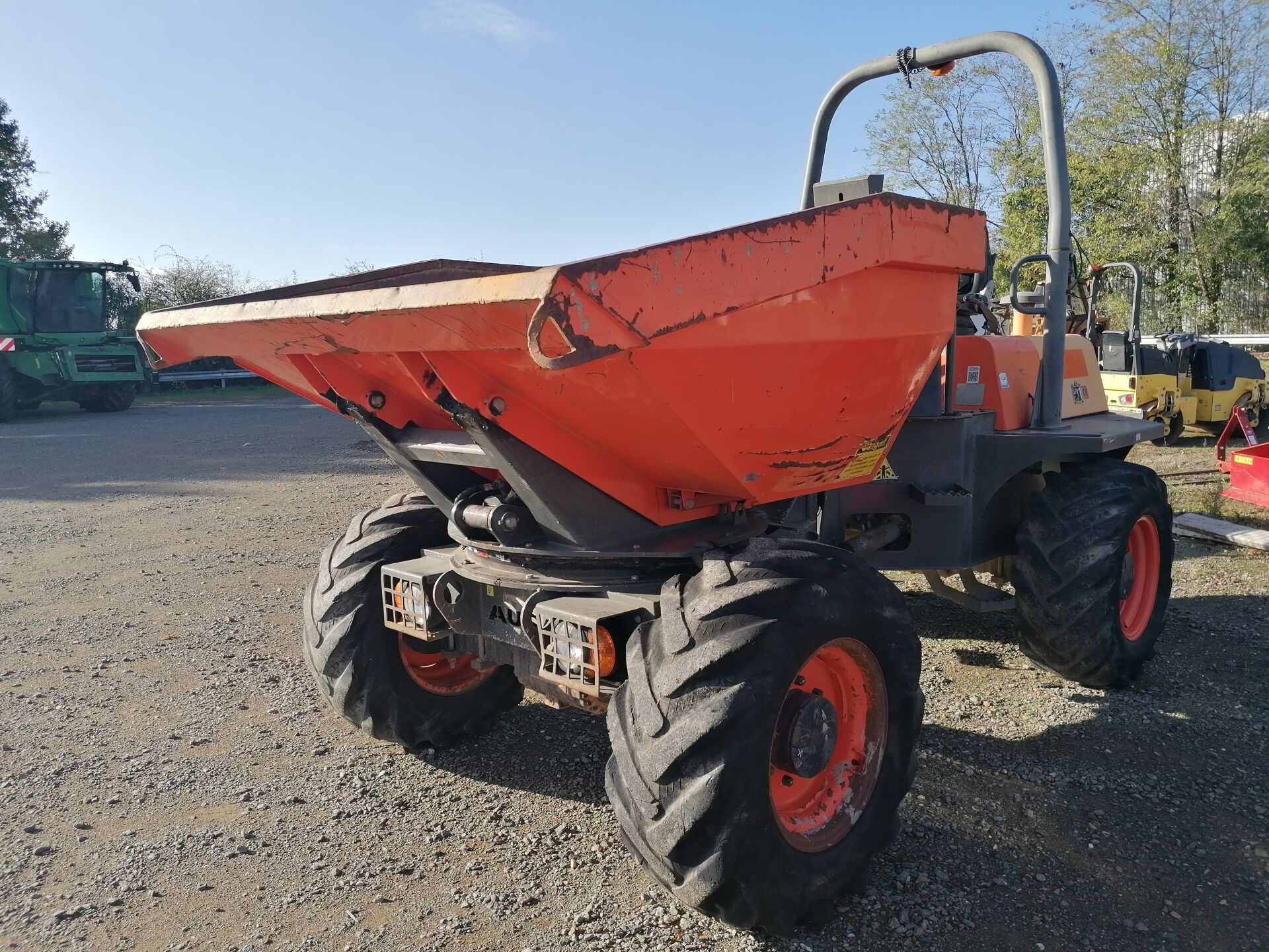 DUMPER TOMBEREAU AUSA D 600 APG ANNEE 2016 - Energie : Go - …