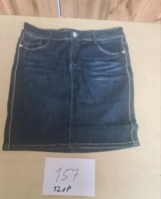 Lot de 120 jupes femme en denim ? Coupe droite classique