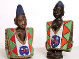 paire de figurines africaines d'un homme et d'une femme