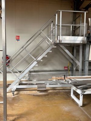 1 escalier mobile 10 marches aluminium