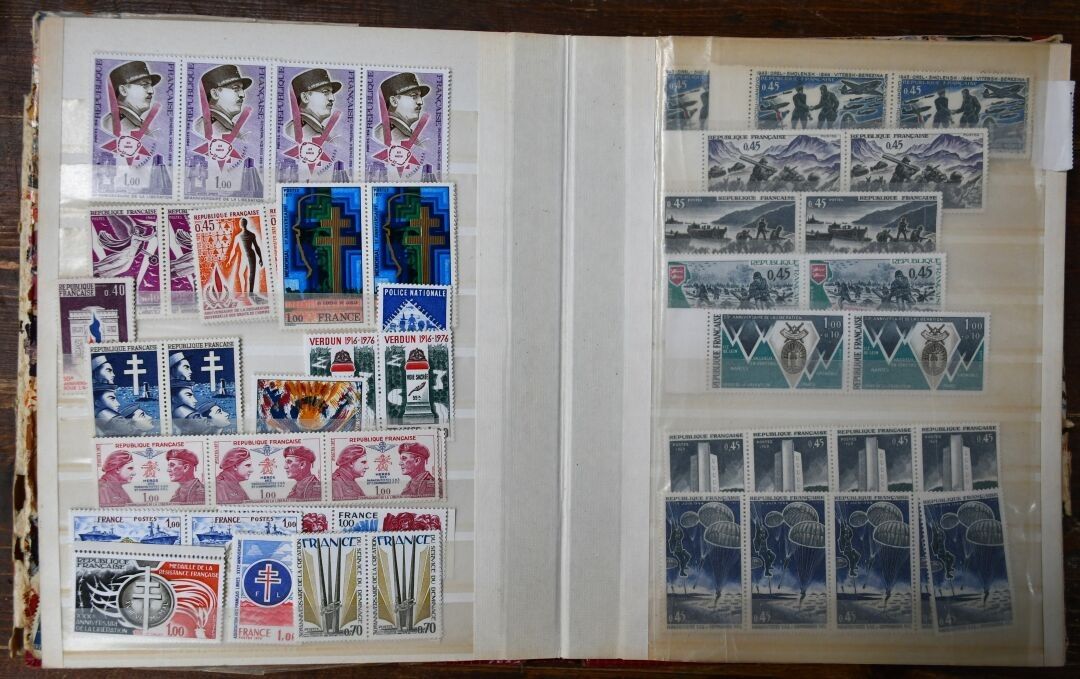 Faciale : Timbres de France années 1980 par mulitple (jusqu'…