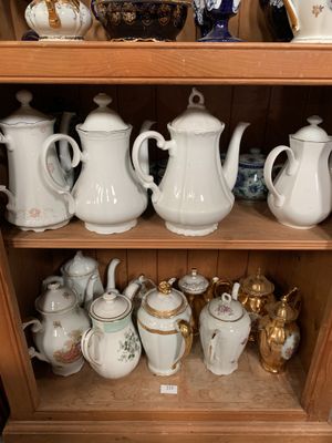 Céramique : verseuses et divers