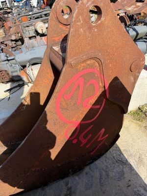 godet 0m40 vendu en ht lors de la vente, vendu sur designati… - Photo 1