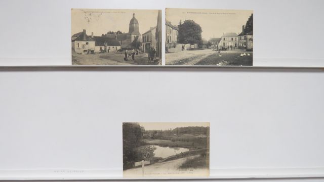 Moutier-Malcard : Lot de 3cpa : Place de la Mairie et Route de Ge...