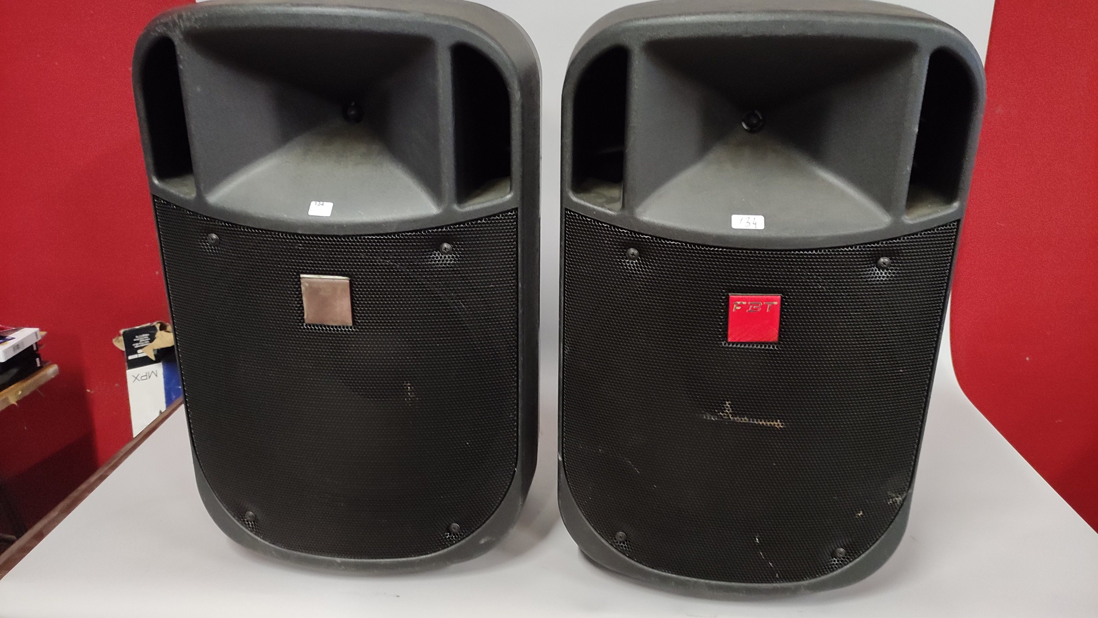 Paire d'enceintes FBT jolly 15 ra 150+ 50 Watt TVA RECUPERAB…