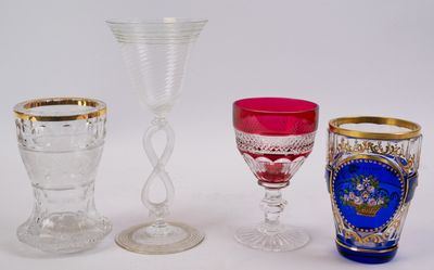 Ensemble de 4 verres en cristal taillé et ou soufflé (Bohème…