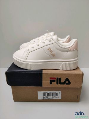 chaussures de tennis Fila blanches