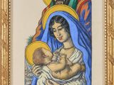 un tableau représentant un homme et une femme tenant un bébé dans leurs bras, dans un cadre doré