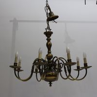 Lustre en métal simulant le laiton à huit bras de lumière (photo 2)