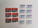 toutes ces cartes micro SD qui sont posées sur la table