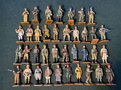 Plomb Del Prado : Guerres de 1940-60 37 soldats alliés et di…