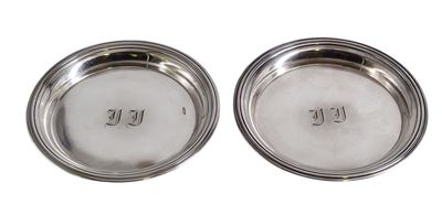 CHRISTOFLE, 2 Dessous de bouteilles en métal argenté chiffré…