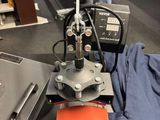 a machine that is sitting on a table in a room