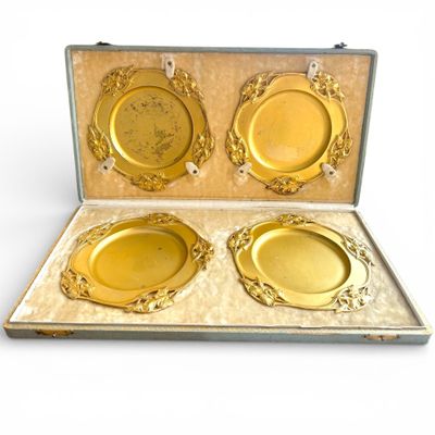 Hector GUIMARD (dans le gout de) Suite de 4 petits plats cir… - Photo 1