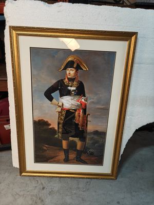 tableau représentant un homme en uniforme militaire debout près d'un mur